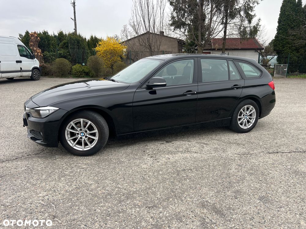 BMW Seria 3 316d - 13