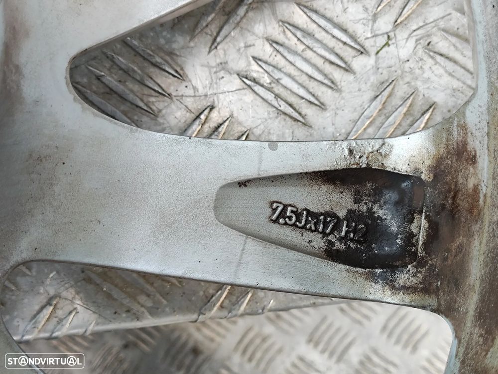 Conjunto de jantes 17 originais Alfa Romeo Giulietta 940 7,5J ET41 5x110 - 12