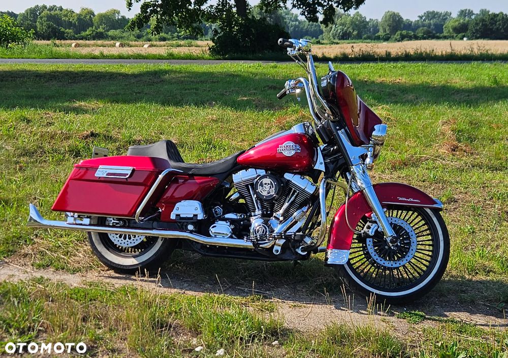 Harley-Davidson Touring Street Glide - 1