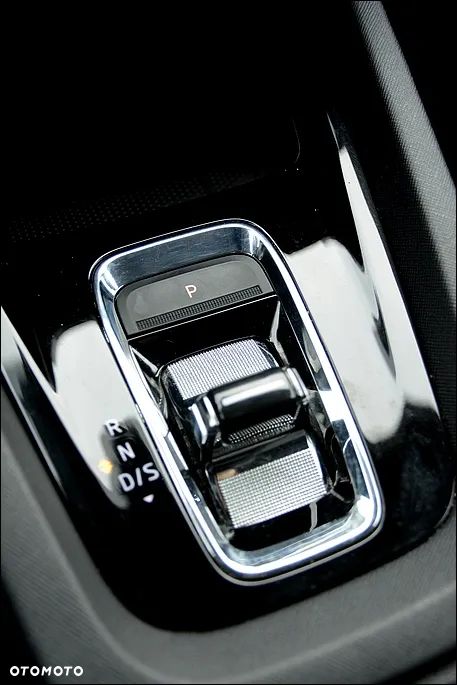 Skoda Octavia Combi 2.0 TDI DSG Ultimate - 32