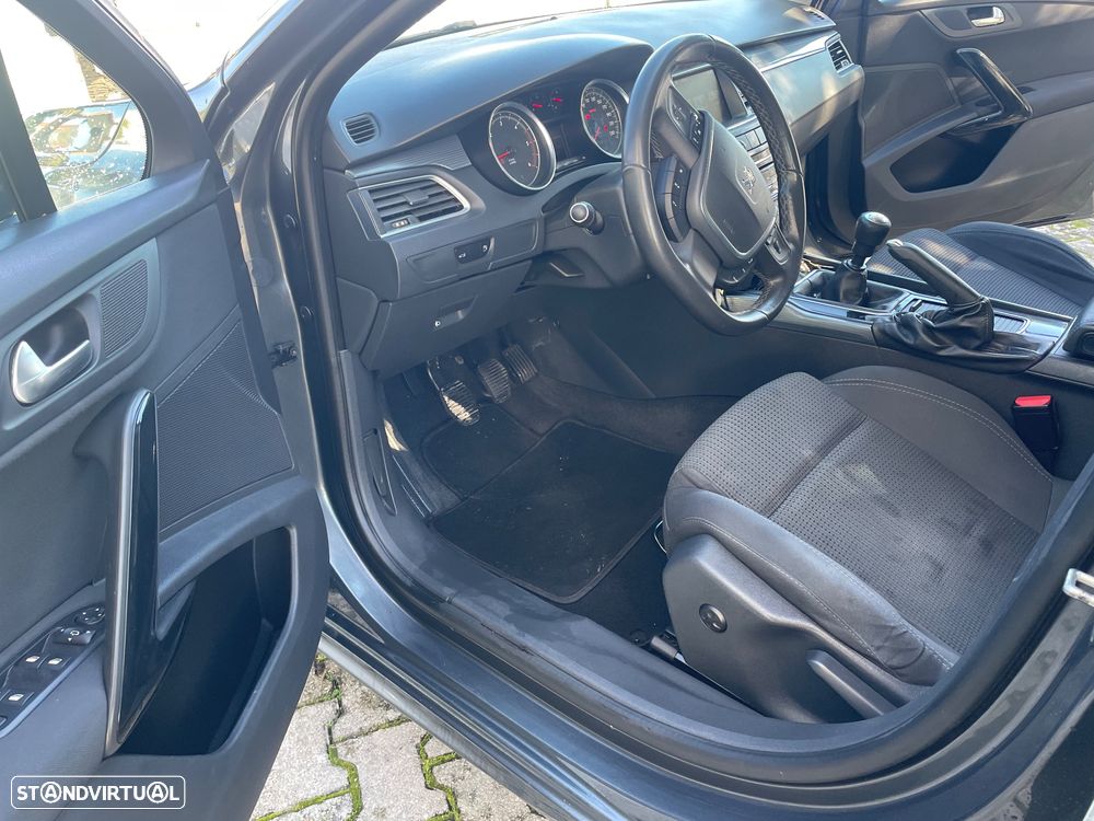 Peugeot 508 SW 1.6 BlueHDi Active - 27