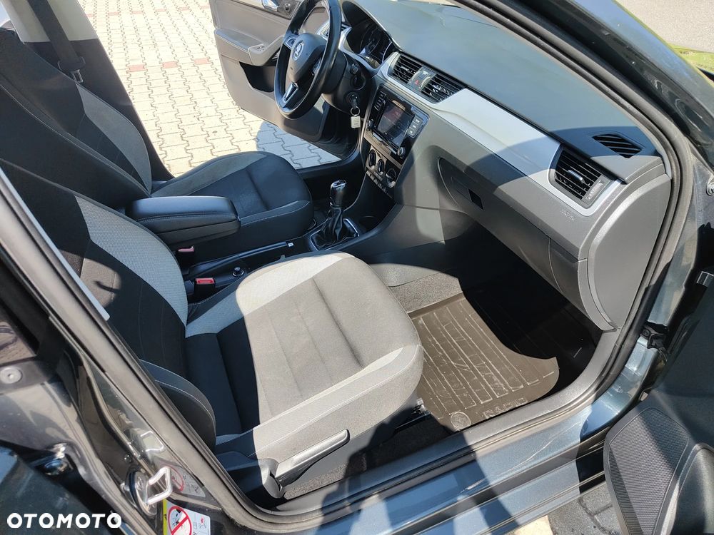 Skoda RAPID Spb 1.0 TSI Ambition - 8