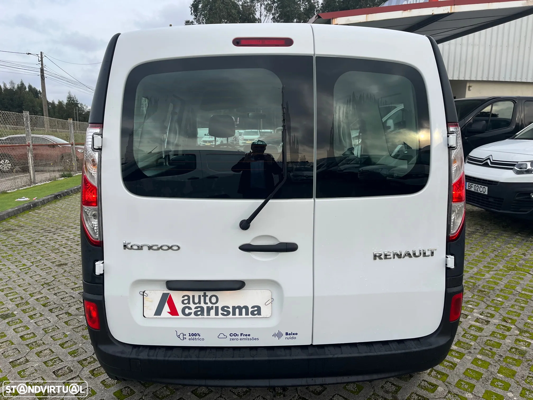 Renault Kangoo Z.E. 33 - 6