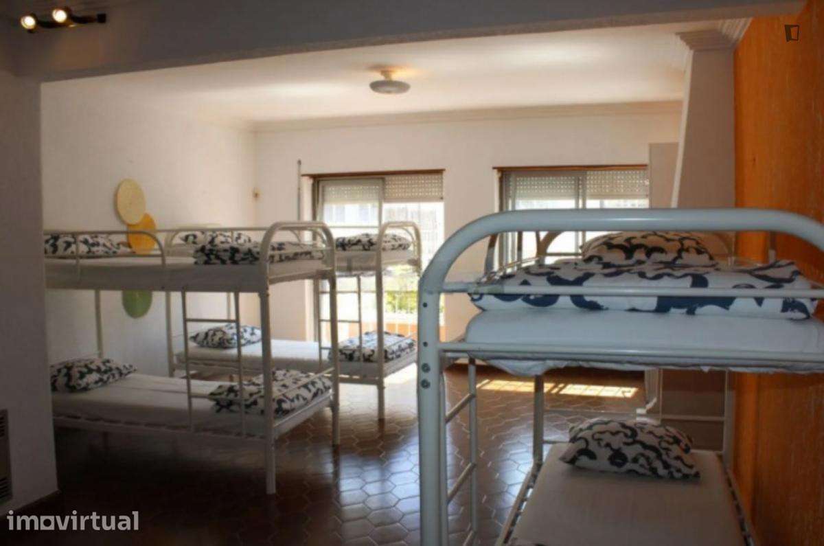 Cama - localizado em Carcavelos Lisbon - Grande imagem: 2/10