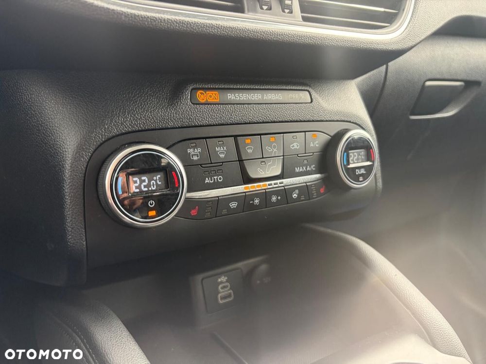 Ford Kuga - 15
