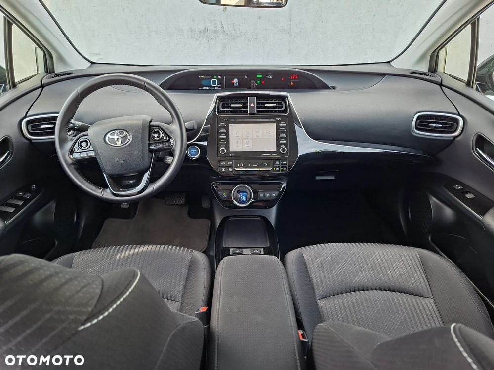 Toyota Prius - 13