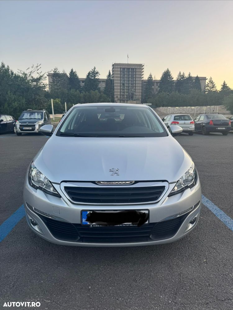 Peugeot 308 1.2 L PureTech Turbo Active - 2