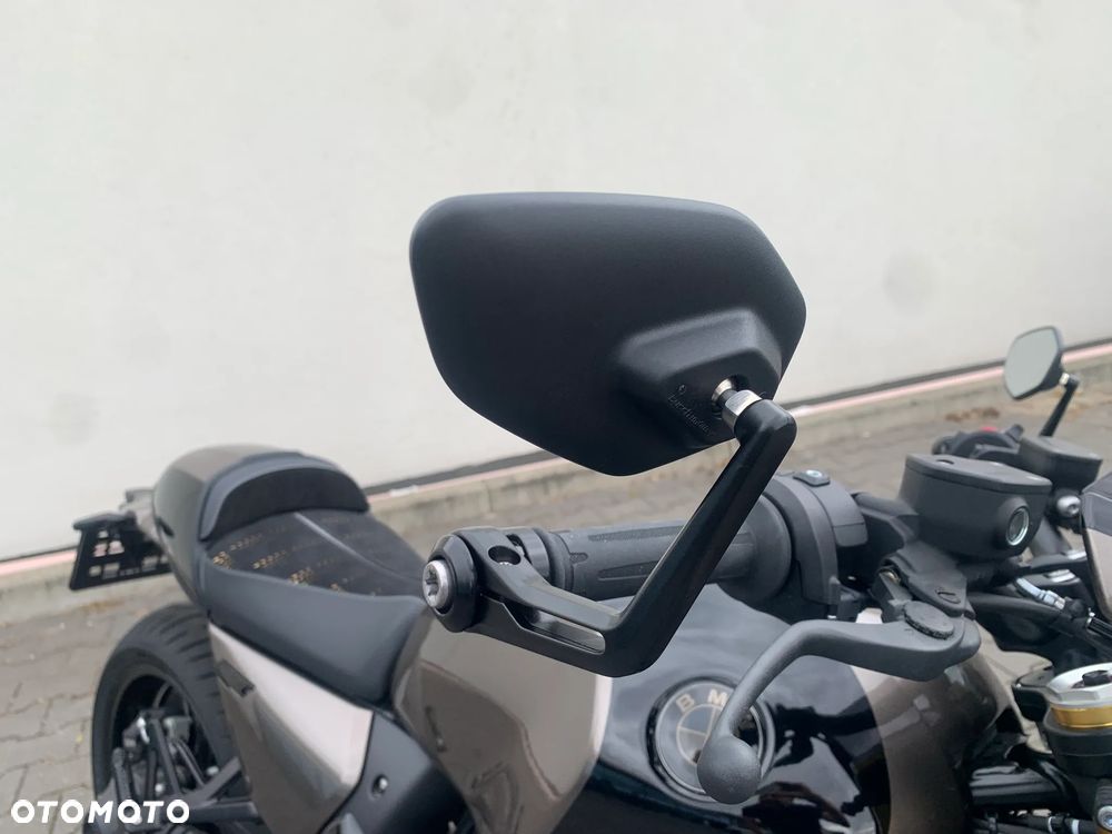 BMW R - 18