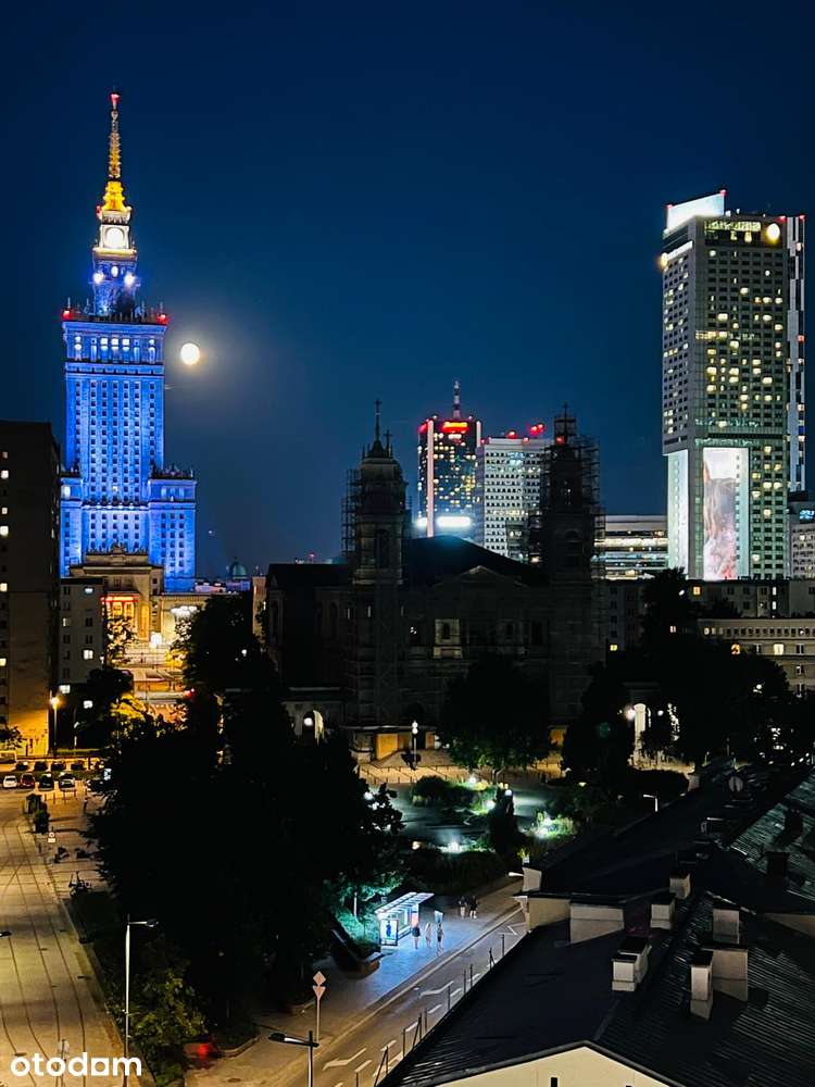 Apartament w sercu Warszawy z widokiem na Plac Grzybowski