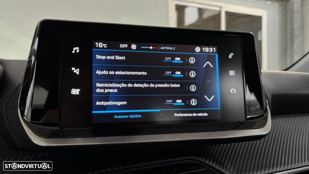 Peugeot 208 PureTech 100 EAT8 Active Pack - 21