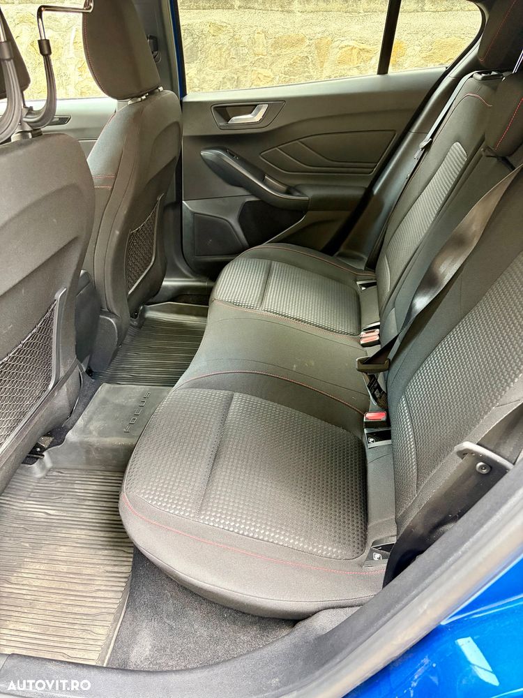 Ford Focus 1.0 EcoBoost 7DCT MHEV ST-Line - 13