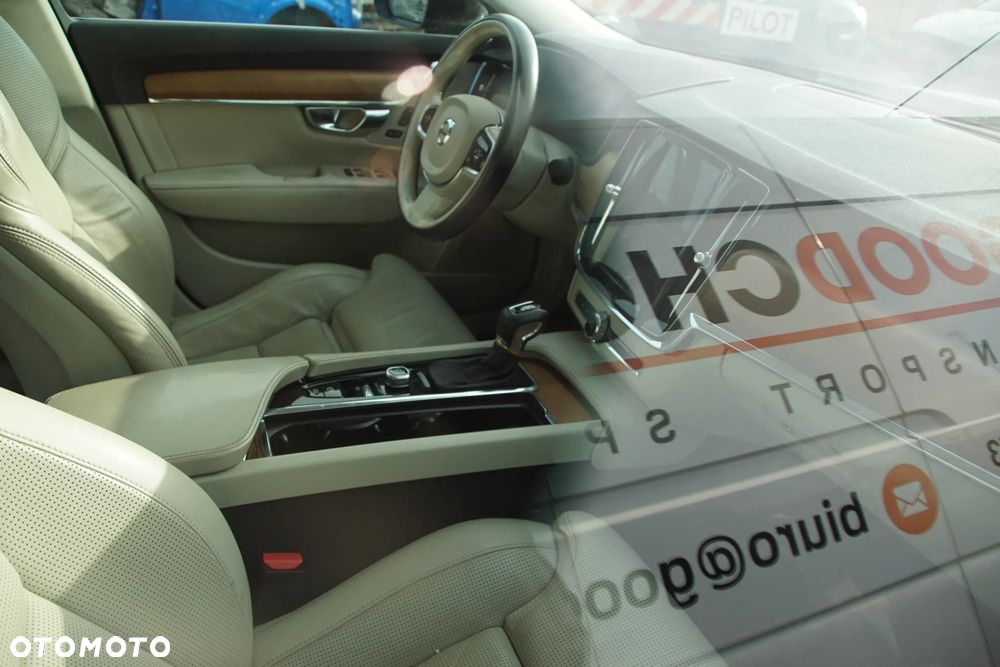 Auto na części - Volvo S90 II 2.0 D5 D4204T23 TG-81SC 717 2018R Silnik Skrzynia Drzwi Błotnik Klapa Zderzak Lusterko Klamka Szyba Lampa Deska Kokpit Sterownik Moduł Czujnik Licznik Wyświetlacz Panel Kierownica - 15
