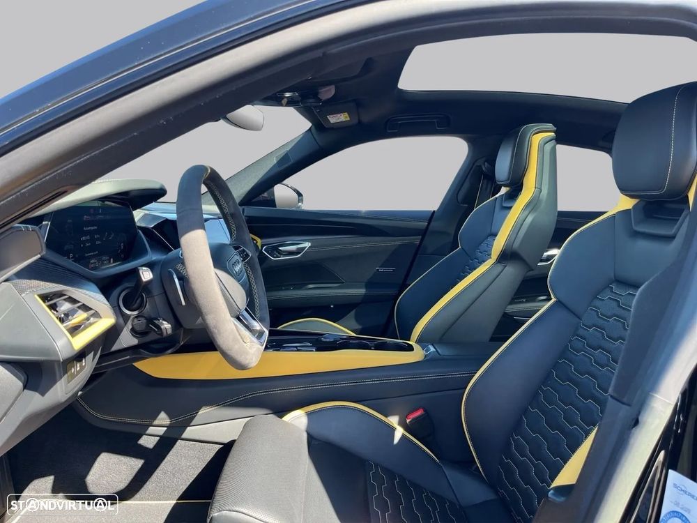 Audi e-tron GT - 4