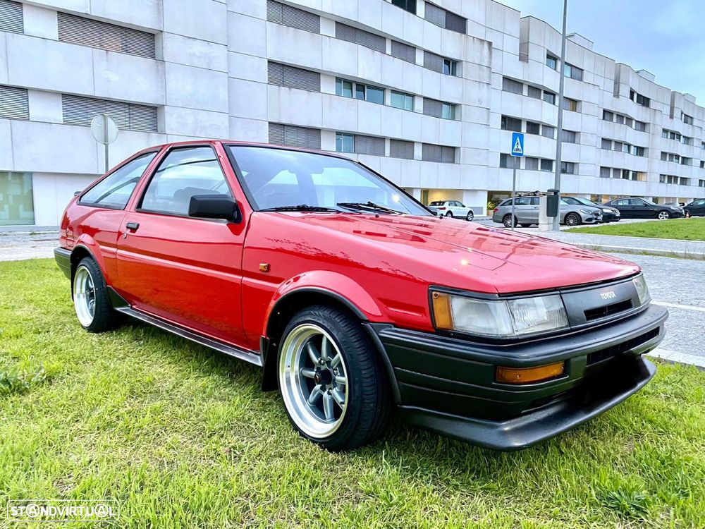 Toyota Corolla Liftback 1.6 GTi - 2