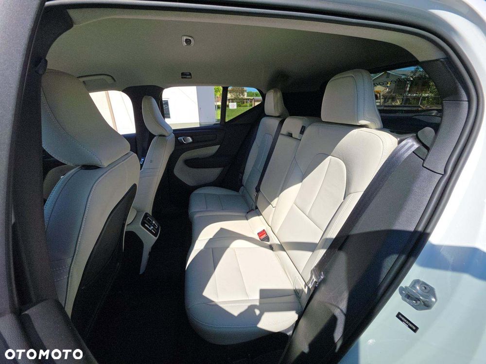 Volvo XC 40 T5 AWD Geartronic Momentum - 9