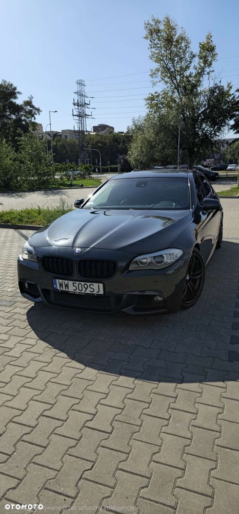 BMW Seria 5 535i xDrive - 28