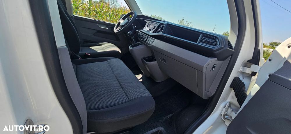 Volkswagen Transporter - 11