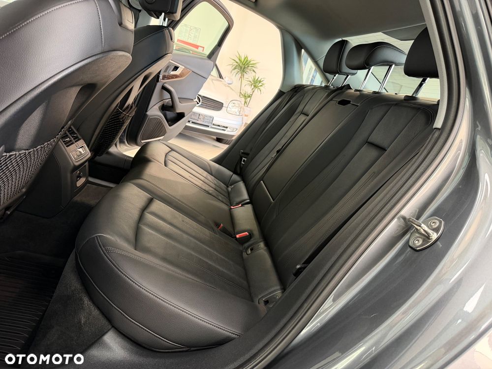 Audi A4 Limousine 2.0 TFSI Quattro Design S tronic - 32