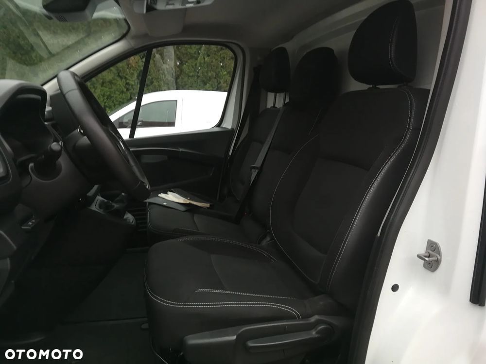 Renault Trafic - 18