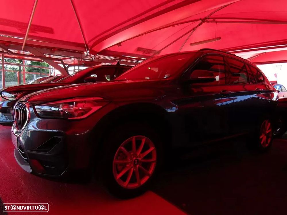 BMW X1 16 d sDrive Line xLine - 2