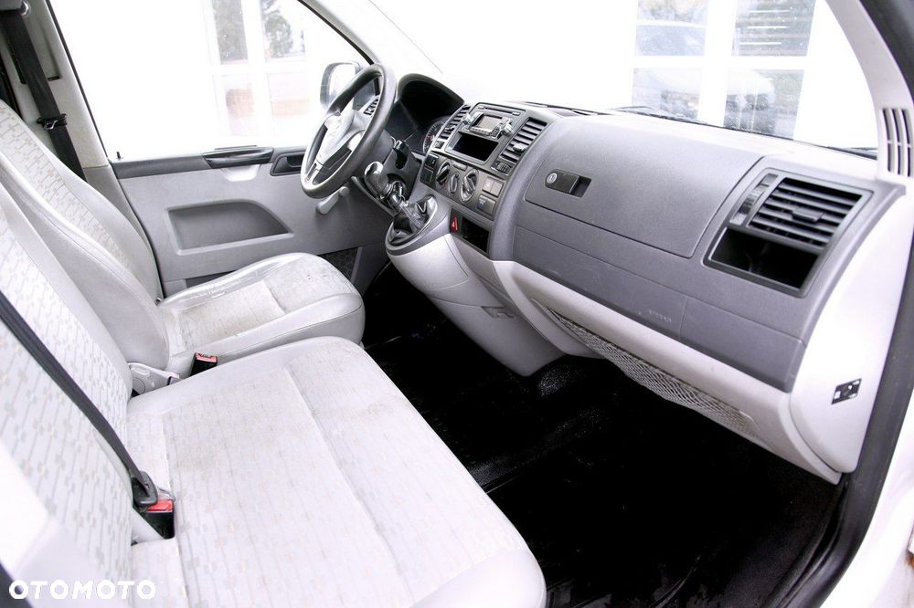 Volkswagen Transporter - 7