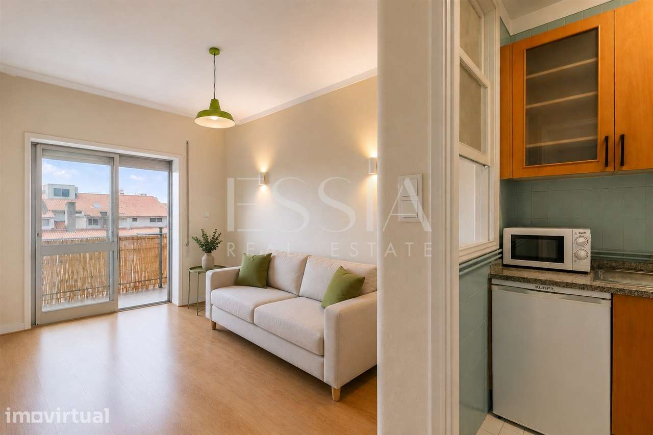 Apartamento T1 Próximo da Praça Velasquez com Varanda - Grande imagem: 4/24