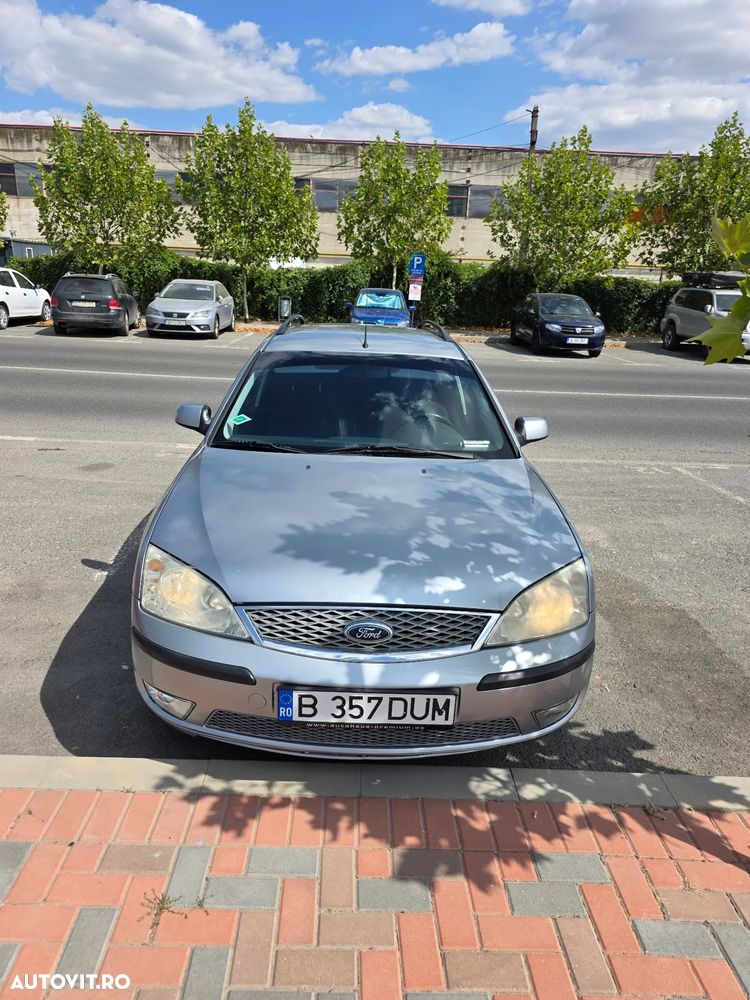 Ford Mondeo Wagon 1.8 Trend - 8