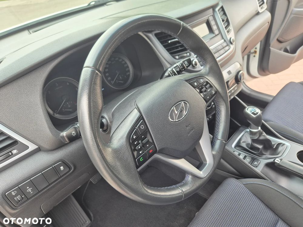 Hyundai Tucson 1.7 CRDI BlueDrive Comfort 2WD - 23