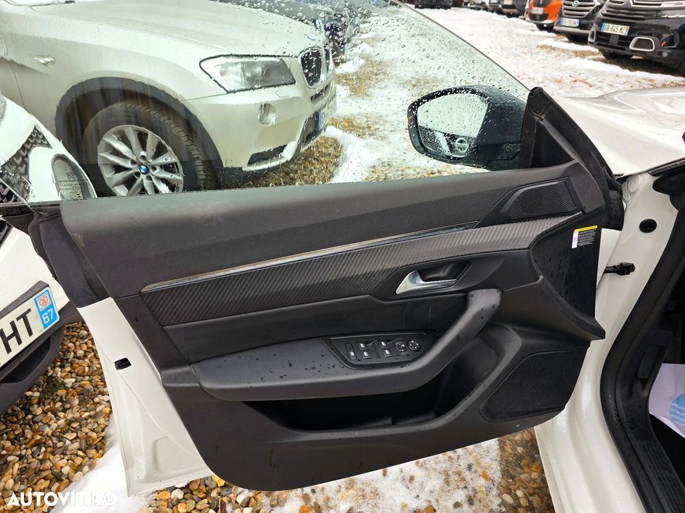 Peugeot 508 PHEV 225ch EAT8 Allure Pack - 23