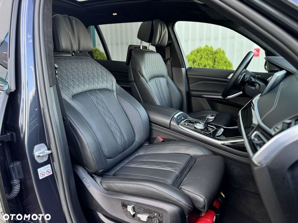 BMW X7 M50d sport - 21