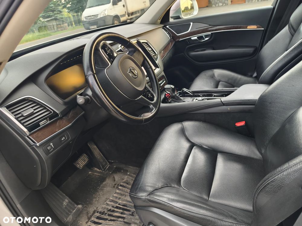 Volvo XC 90 T6 AWD Geartronic Momentum - 9