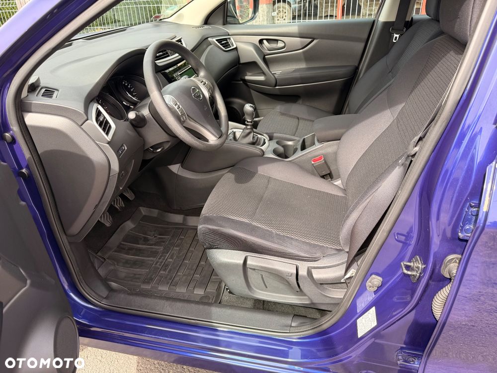 Nissan Qashqai 1.2 DIG-T Visia - 11