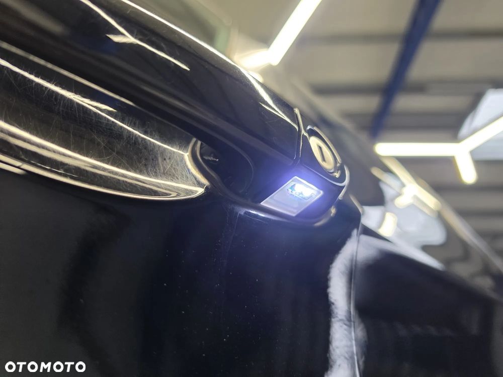 BMW Seria 3 318i Edition Exclusive - 24