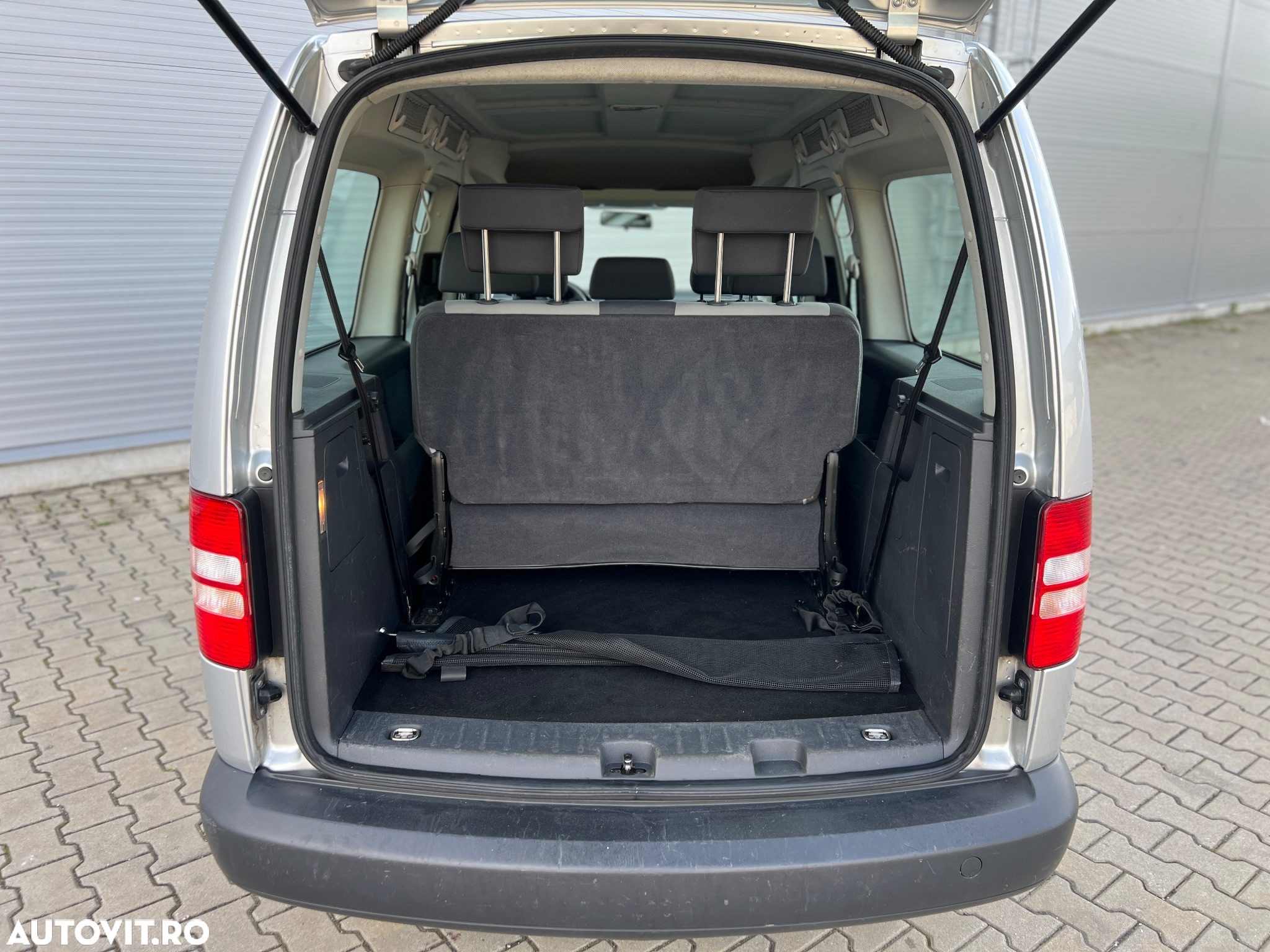 Volkswagen Caddy 1.6 TDI (7-Si.) Edition 30 - 14