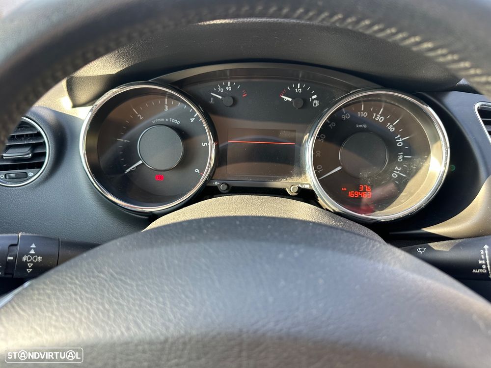 Peugeot 3008 1.6 HDi Sport - 23