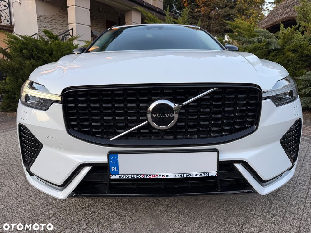 Volvo XC 60 B4 D Ultimate Dark - 10