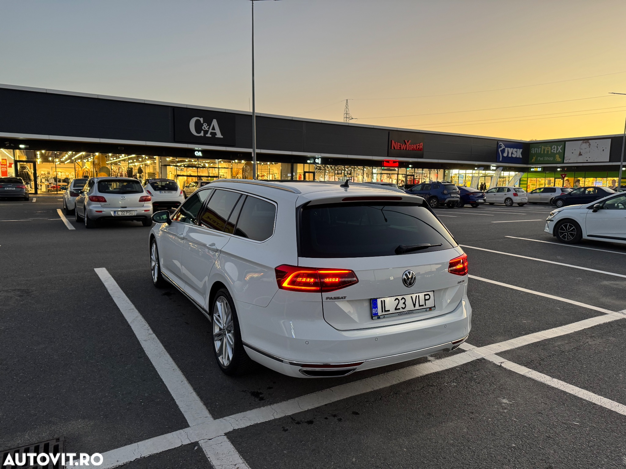 Volkswagen Passat Variant 2.0 TSI (BlueMotion Technology) DSG Highline - 9