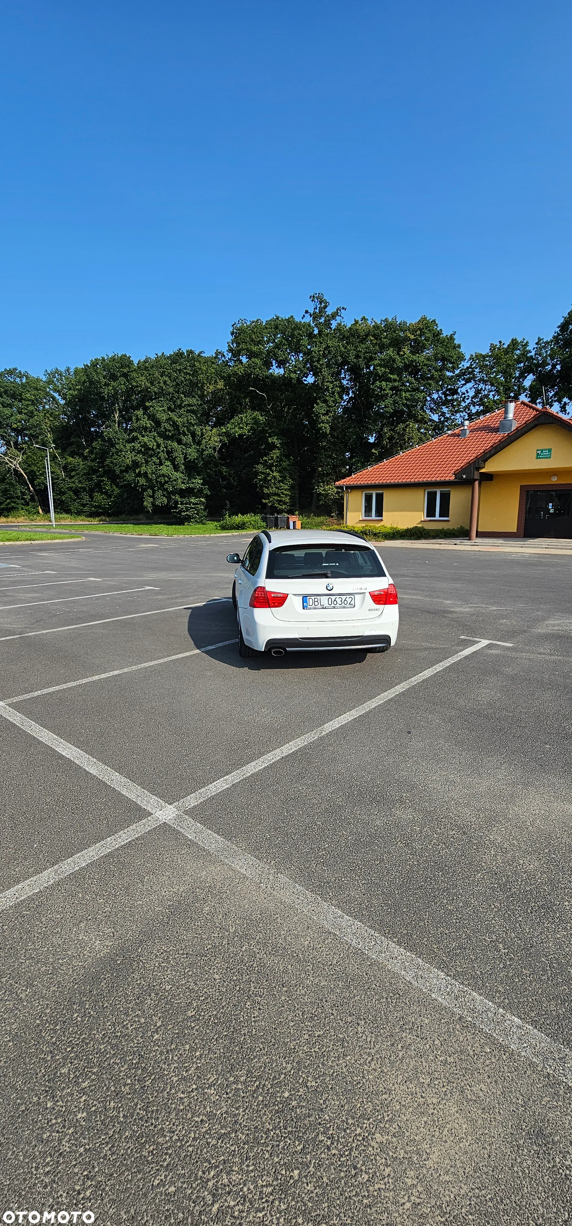 BMW Seria 3 318d Touring Sport Line - 3