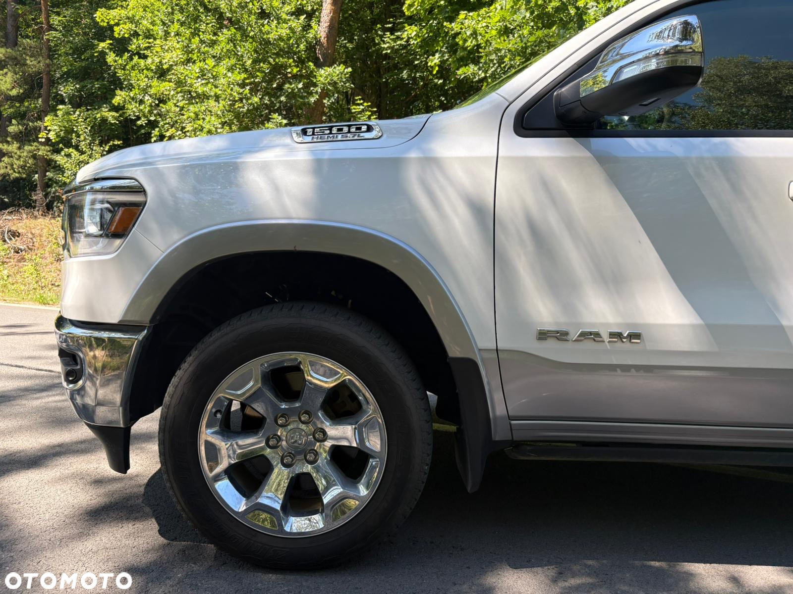 Dodge RAM 1500 5.7 4x4 - 12