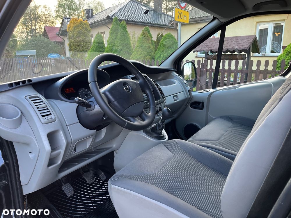 Opel VIVARO - 10