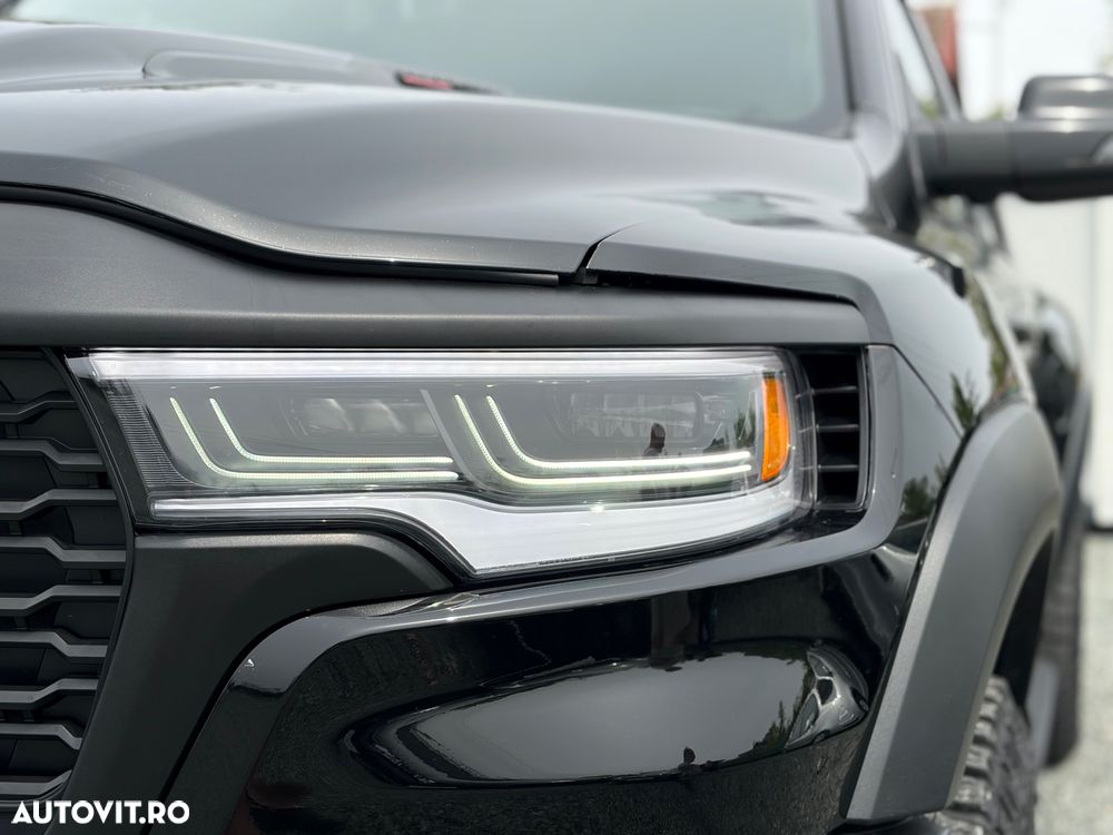 Dodge RAM - 7
