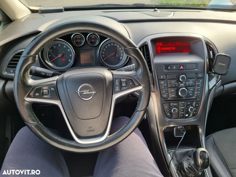 Opel Astra 1.4 Turbo - 13