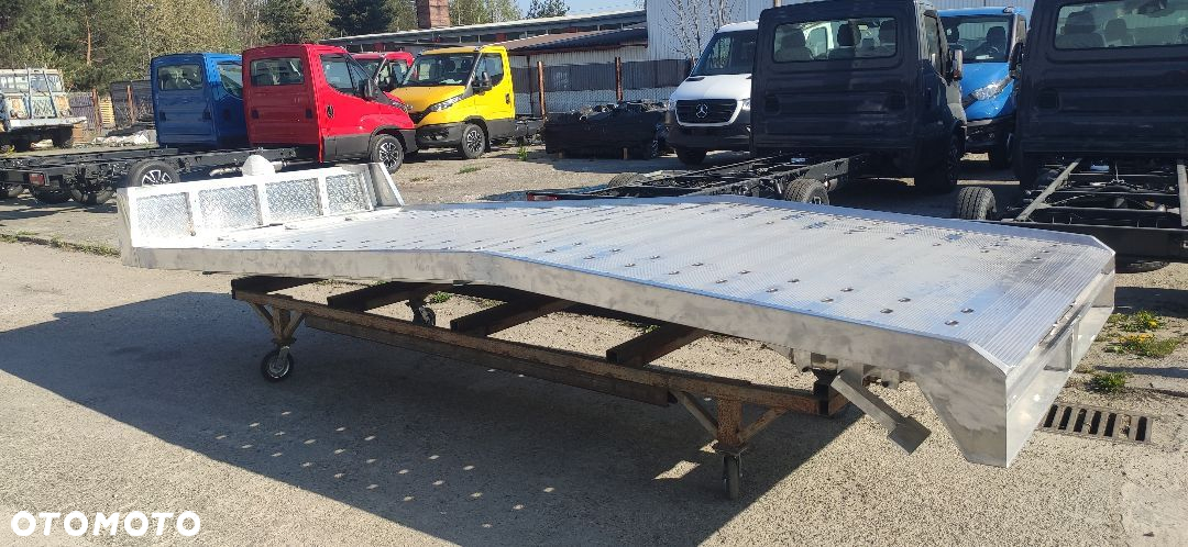 IVECO DAILY POMOC DROGOWA AUTOLAWETA ALUMINIUM RAMIAK - 11