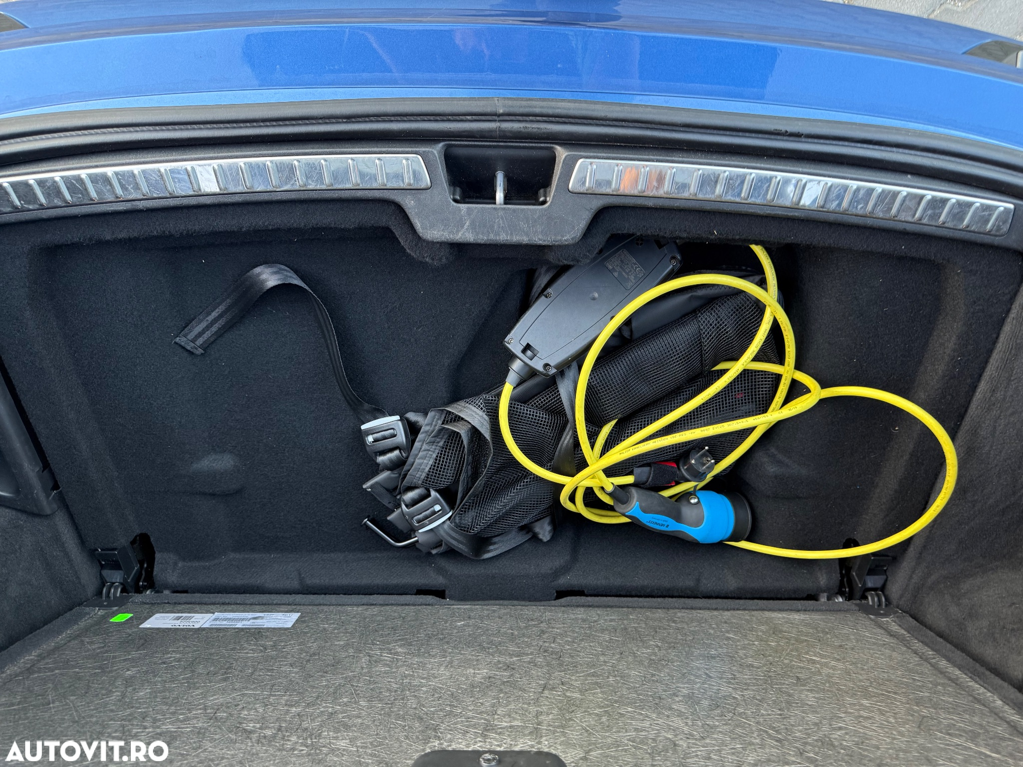 Volvo XC 90 T8 AWD Recharge Geartronic RDesign - 10