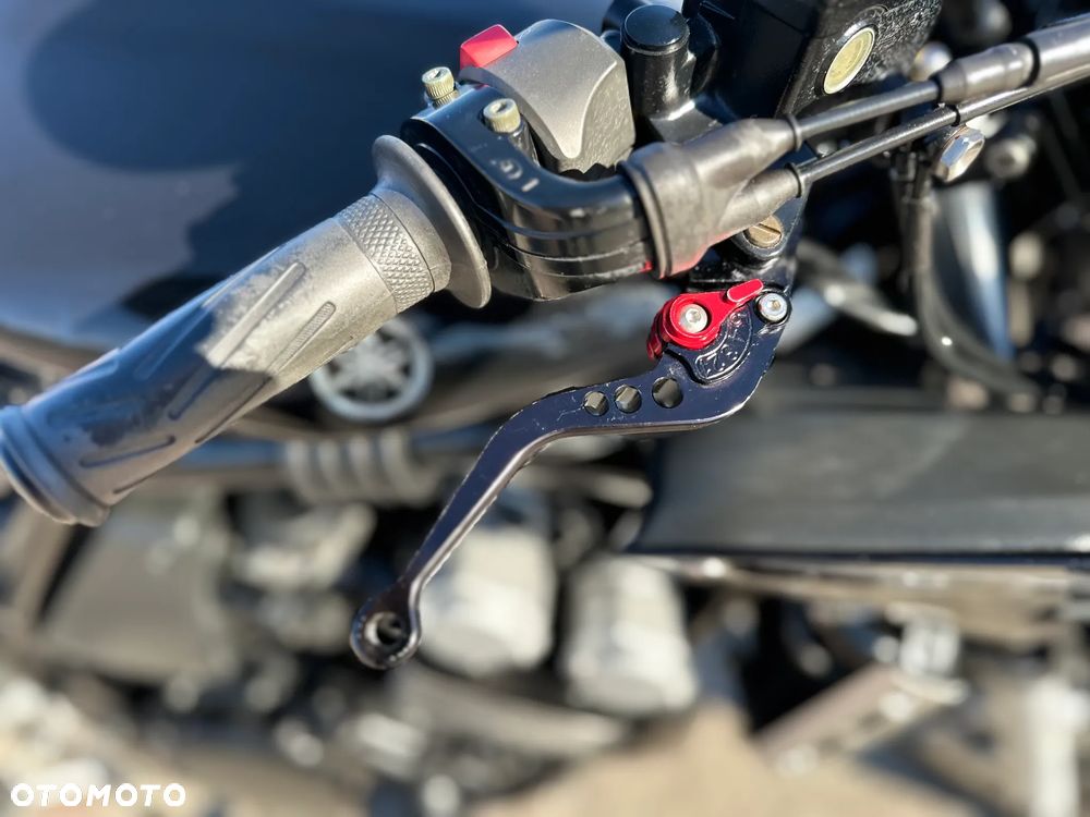 Yamaha FZS - 20