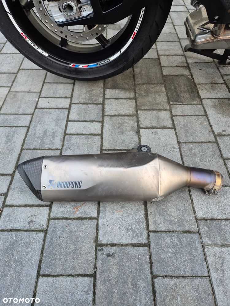 BMW XR - 40