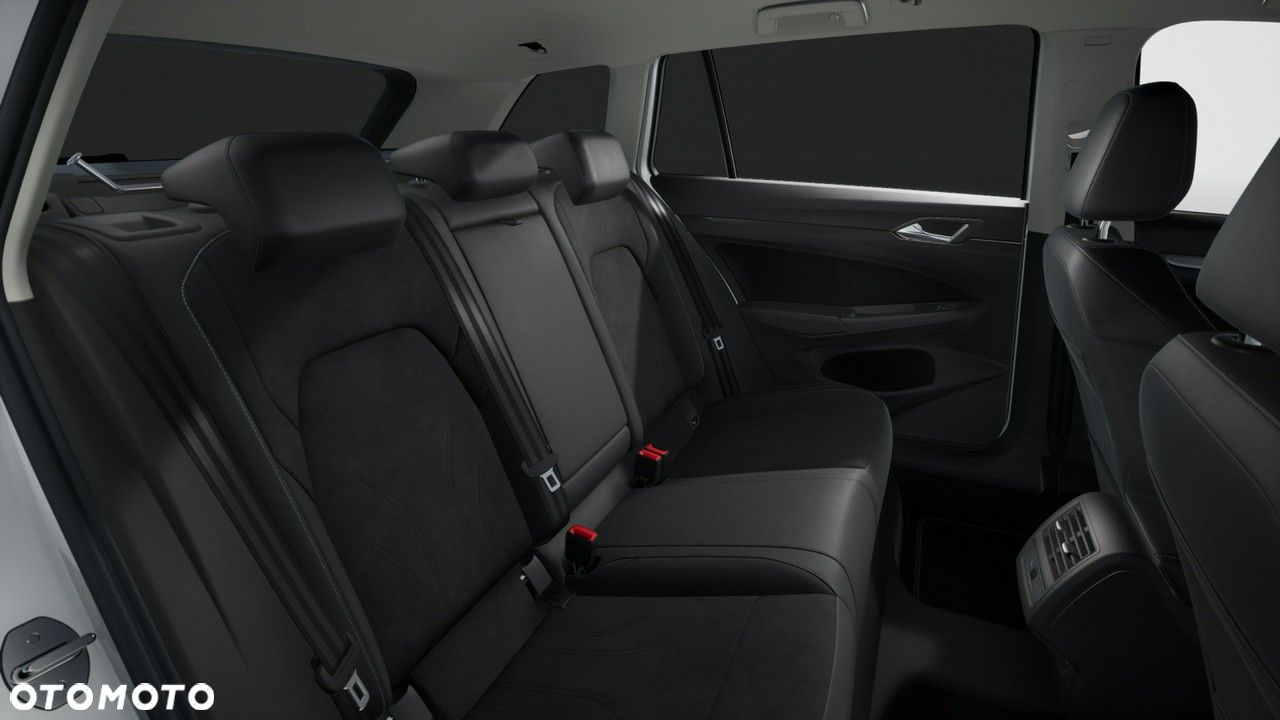 Volkswagen Golf - 16