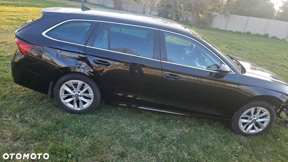 Skoda Octavia 1.5 TSI e-TEC DSG Edition - 4