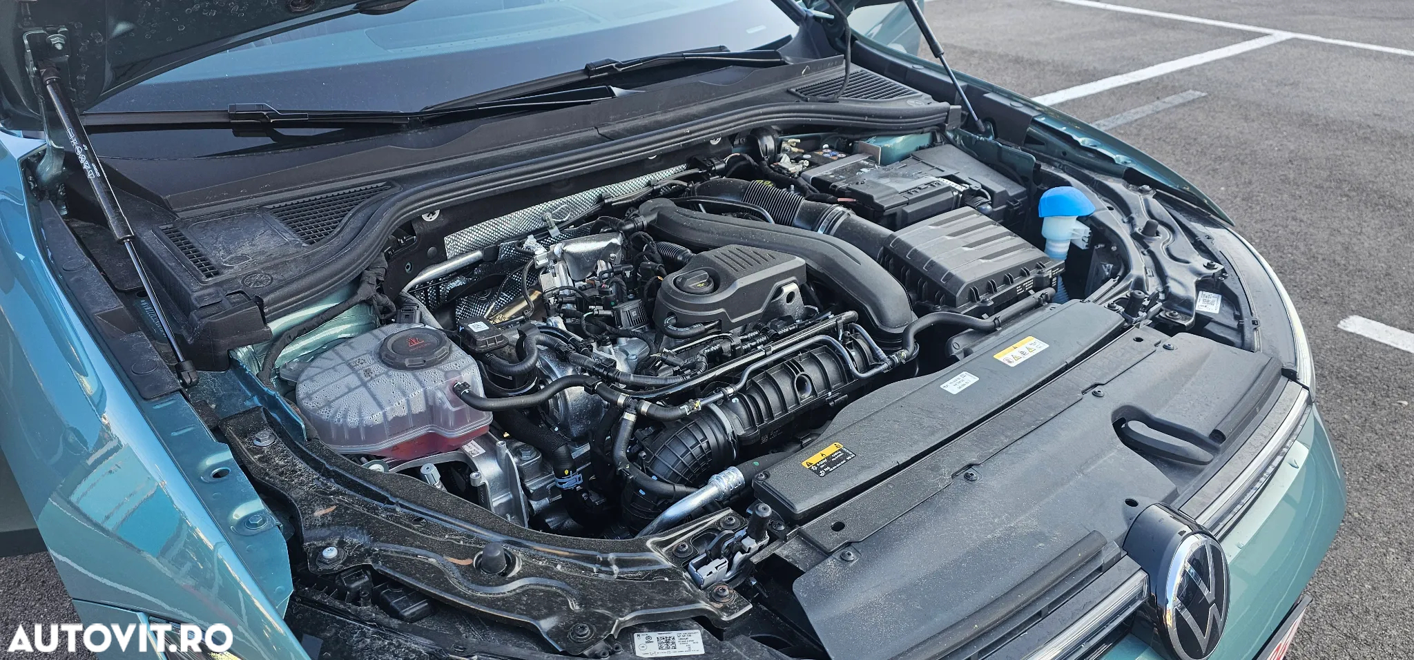 Volkswagen Passat Variant 1.5 eTSI DSG MHEV Business - 34