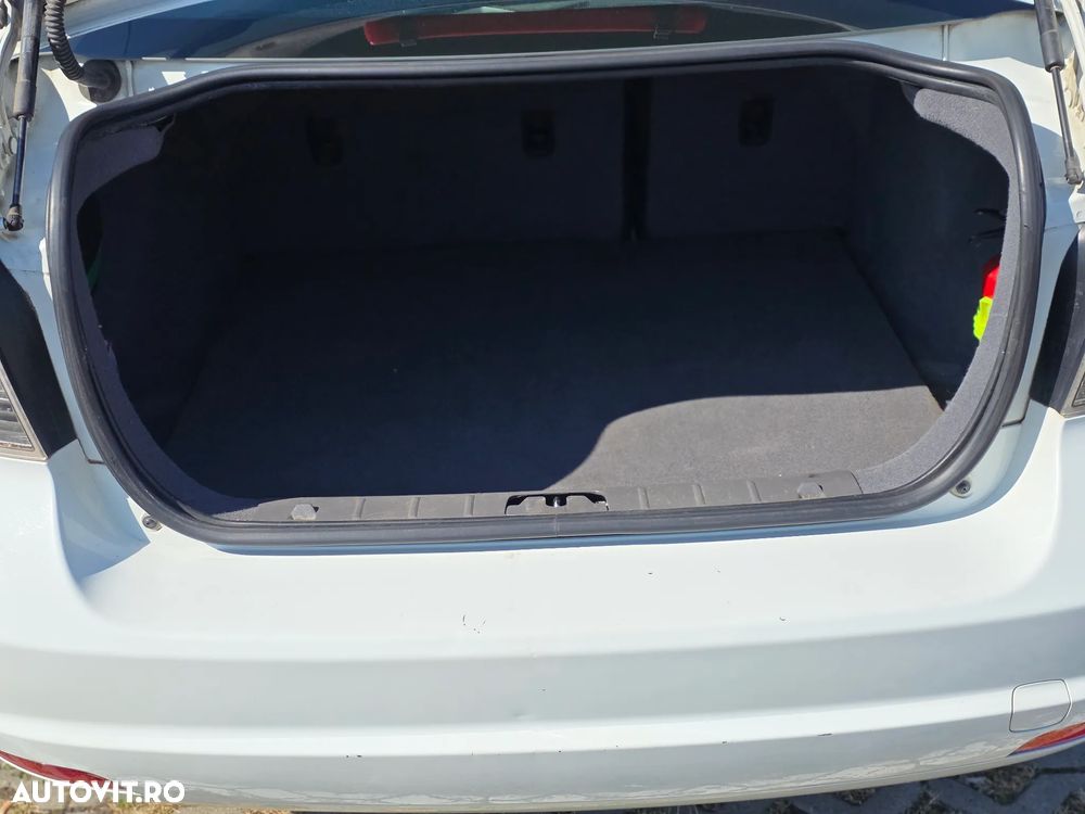Volvo S40 D2 DRIVe Kinetic - 11
